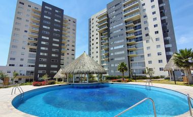 RENTA PENTHOUSE AMUEBLADO CON CUARTO DE SERVICIO EN NATUUR TOWERS, EL REFUGIO, QUERÉTARO