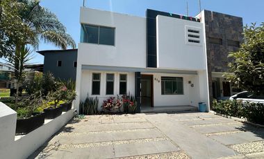 Los Almendros Zapopan Casa en Coto Privado con Excelentes Espacios