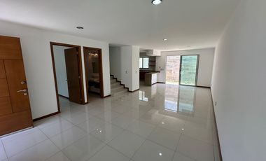 Los Almendros Zapopan Casa en Coto Privado con Excelentes Espacios