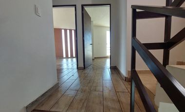 Casa en venta atras del fraccionamiento 𝐋𝐨𝐦𝐚𝐬 𝐝𝐞 𝐥𝐚𝐬 𝐀𝐦𝐞𝐫𝐢𝐜𝐚𝐬, 𝐌𝐨𝐫𝐞𝐥𝐢𝐚.