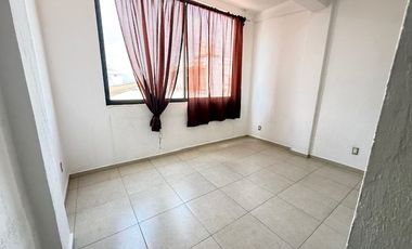 RENTA DEPTO CON ALBERCA LOMAS DE JUTEPEC