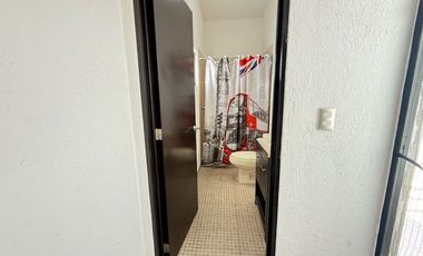 RENTA DEPTO CON ALBERCA LOMAS DE JUTEPEC