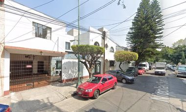 REMATO CASA EN LA COLONIA DEL VALLE NORTE, BENITO JUÁREZ, CDMX.