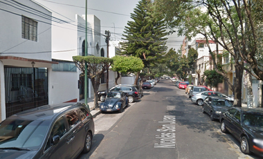 REMATO CASA EN LA COLONIA DEL VALLE NORTE, BENITO JUÁREZ, CDMX.