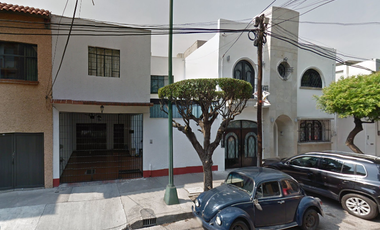 REMATO CASA EN LA COLONIA DEL VALLE NORTE, BENITO JUÁREZ, CDMX.