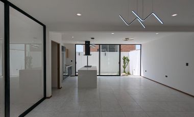 Casa en Venta | Parque Colima, Lomas de Angelópolis