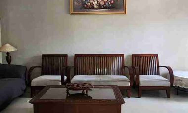 Dikontrakkan Rumah di Wonorungkut  full furnished