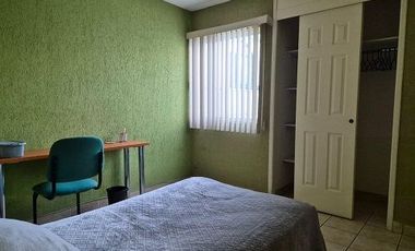 C228 RENTA CASA AMUEBLADA SAN PABLO FRENTE AL TEC