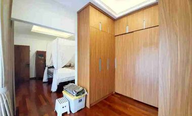 dijual Rumah Mewah 3 Lt cantik Asri, kolam renang private, Bebas Banjir di Komplek Exclusive Jl. Kemang Selatan, Kemang, Jakarta Selatan