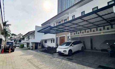 dijual Rumah Mewah 3 Lt cantik Asri, kolam renang private, Bebas Banjir di Komplek Exclusive Jl. Kemang Selatan, Kemang, Jakarta Selatan