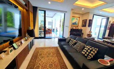 dijual Rumah Mewah 3 Lt cantik Asri, kolam renang private, Bebas Banjir di Komplek Exclusive Jl. Kemang Selatan, Kemang, Jakarta Selatan