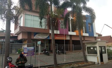 RUKAN di jalan Jatiserut, dekat BORMA, Kota Cimahi