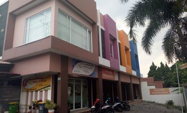 RUKAN di jalan Jatiserut, dekat BORMA, Kota Cimahi