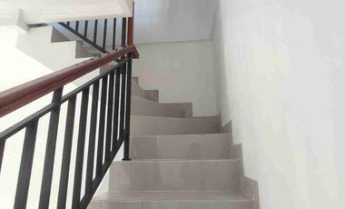 rumah usaha murah strategis di jl kran Kemayoran