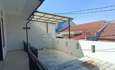 Rumah Dijual Turun Harga Jl. Nginden Baru VIII, Surabaya Timur