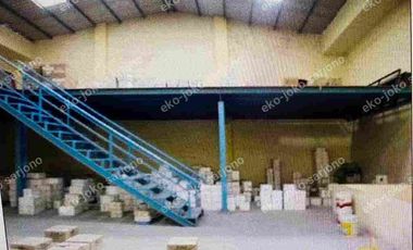 Ruko dan gudang pinggir jl raya Slamet Riyadi Surakarta