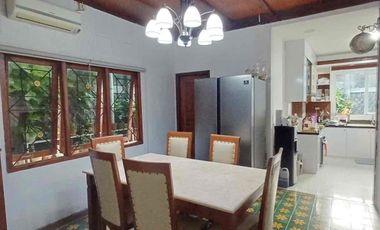 Dijual Rumah Cantik Etnik  2 Lt Halaman Luas Dekat Jogja Bay