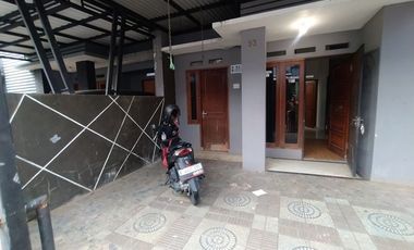 RUMAH DISEWAKAN TAHUNAN DALAM CLUSTER DI TANAH BARU DEPOK, DEKAT TOL KUKUSAN & STASIUN DEPOK BARU