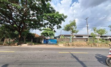 For Sale: Spacious 6,555m² Warehouse/Commercial Building in Karanganom, Klaten – Strategic Location, 550 kVA Power, Freehold Title (SHM)