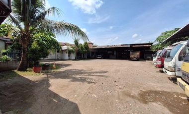 For Sale: Spacious 6,555m² Warehouse/Commercial Building in Karanganom, Klaten – Strategic Location, 550 kVA Power, Freehold Title (SHM)
