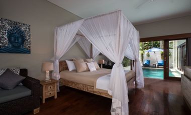 Freehold - Exquisite Tropical Retreat 2-Bedroom Villa in Prime Canggu Location