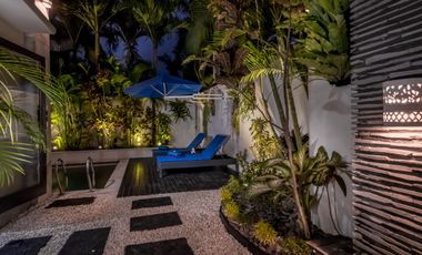 Freehold - Exquisite Tropical Retreat 2-Bedroom Villa in Prime Canggu Location