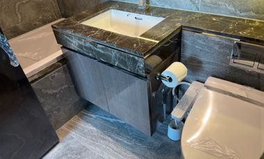 Beautiful View, Great Value! Condo For Sale  The ESSE Sukhumvit 36 — A luxury condominium located right on Sukhumvit Road, next to BTS Thonglor!