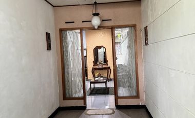 Dijual Cepat!! Rumah Hook 2 Lantai Full Furnish di Gegerkalong