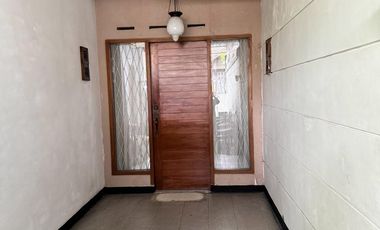Dijual Cepat!! Rumah Hook 2 Lantai Full Furnish di Gegerkalong