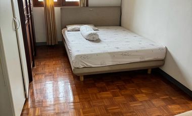 Dijual Cepat!! Rumah Hook 2 Lantai Full Furnish di Gegerkalong