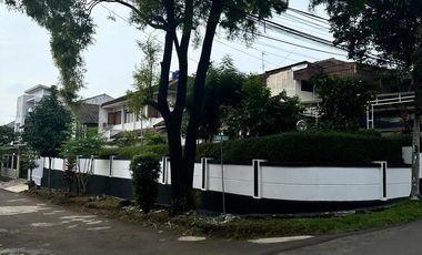 Dijual Cepat!! Rumah Hook 2 Lantai Full Furnish di Gegerkalong