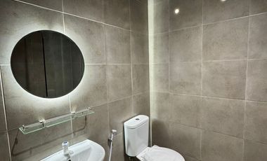 Dijual Cepat!! Rumah Hook 2 Lantai Full Furnish di Gegerkalong