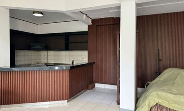 Dijual Cepat!! Rumah Hook 2 Lantai Full Furnish di Gegerkalong