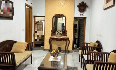 Dijual Cepat!! Rumah Hook 2 Lantai Full Furnish di Gegerkalong