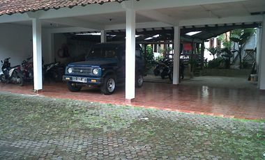 Dijual Rumah dan kosan daerah Gegerkalong