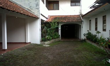 Dijual Rumah dan kosan daerah Gegerkalong