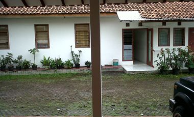 Dijual Rumah dan kosan daerah Gegerkalong