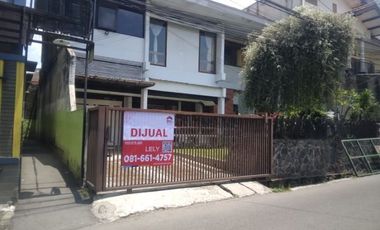 Dijual Rumah dan kosan daerah Gegerkalong