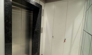 EXCLUSIVE OFFER - PRICE DROPPED La Riz Mansion, Private Lift, 3BR, Luxurious, Double View