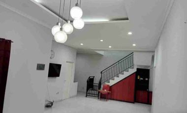 Disewa rumah carport 3 mobil Duren sawit Jakarta timur