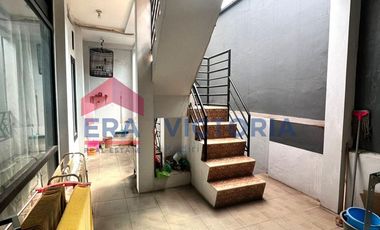 DIJUAL Rumah Bagus Siap Huni 3 Lantai Lokasi Strategi Semampir Kota Kediri Dekat Pusat Kota Kediri, Staisiun, Rumah Sakit