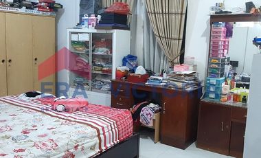 DIJUAL Rumah Bagus Siap Huni 3 Lantai Lokasi Strategi Semampir Kota Kediri Dekat Pusat Kota Kediri, Staisiun, Rumah Sakit