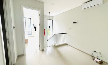 Rumah baru siap huni fully furnished di Bintaro Discovery Aluvia sektor 9 Bintaro