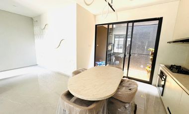 Rumah baru siap huni fully furnished di Bintaro Discovery Aluvia sektor 9 Bintaro