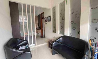 Rumah Mewah Strategis Furnish Dekat Pintu Tol Klodran Solo