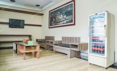 PRICE REDUCED – QUICK SALE – Luxury Guest House & Kost Near Masjid Agung, FULL Occupancy