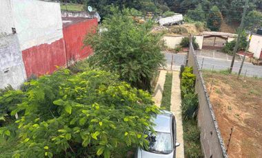 en venta casa amplia con recámara en planta baja