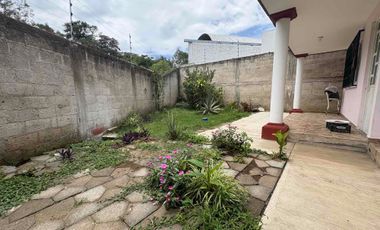 en venta casa amplia con recámara en planta baja