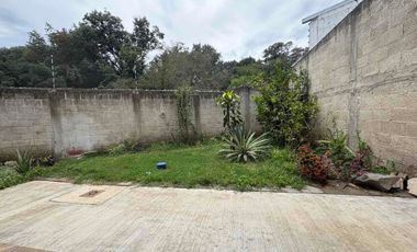 en venta casa amplia con recámara en planta baja