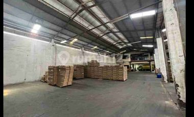 Dijual gudang di jalan yos sudarso, jurumudi, tangerang.